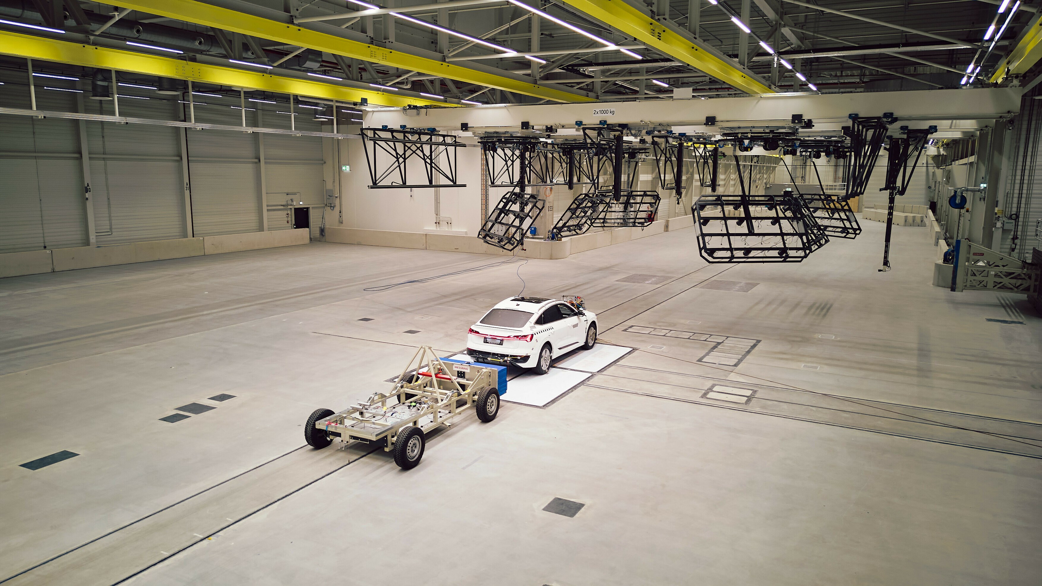 Audi çarpışma testleri için 100 milyon euro'ya bir merkez açtı