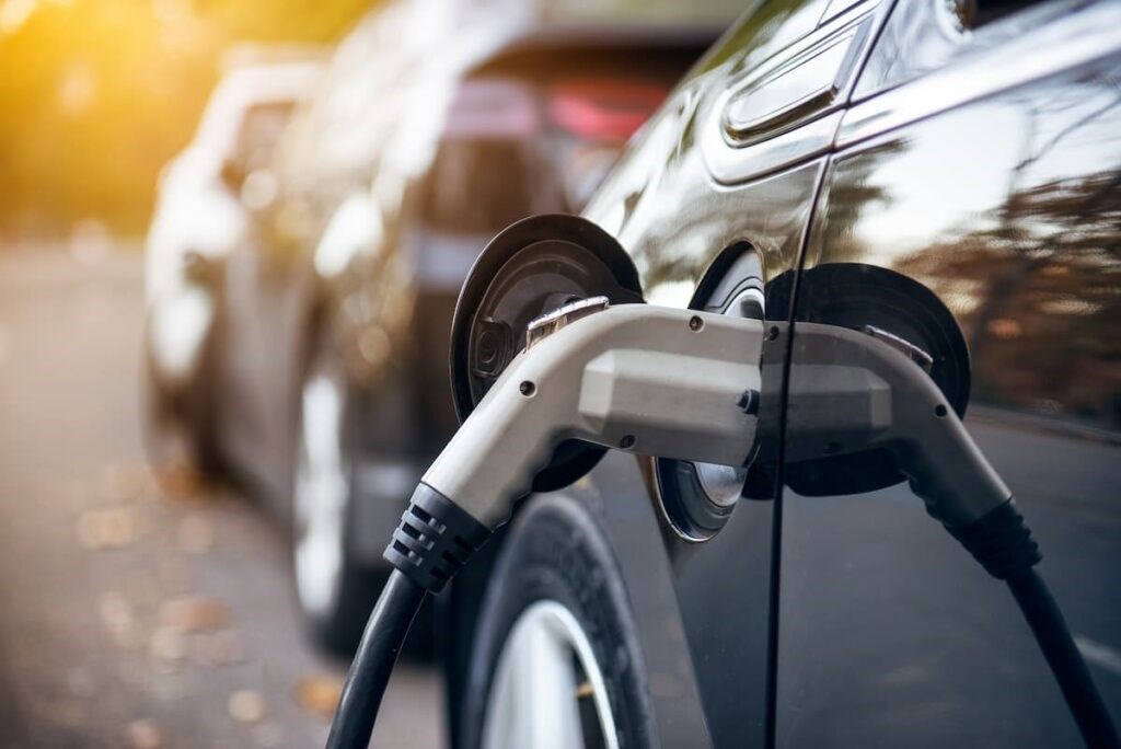 Avrupa'da elektrikli otomobillerin payı ilk kez %20'yi geçti
