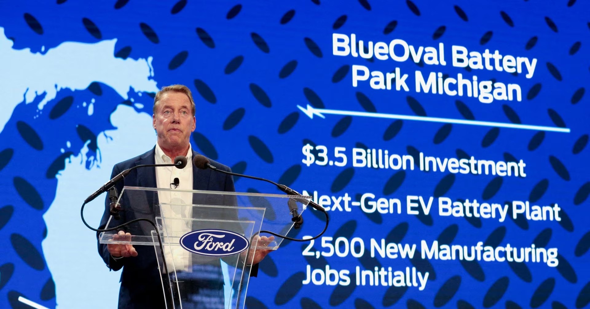 Ford, 3.5 milyar dolarlık batarya fabrikasının inşaatını durdurdu