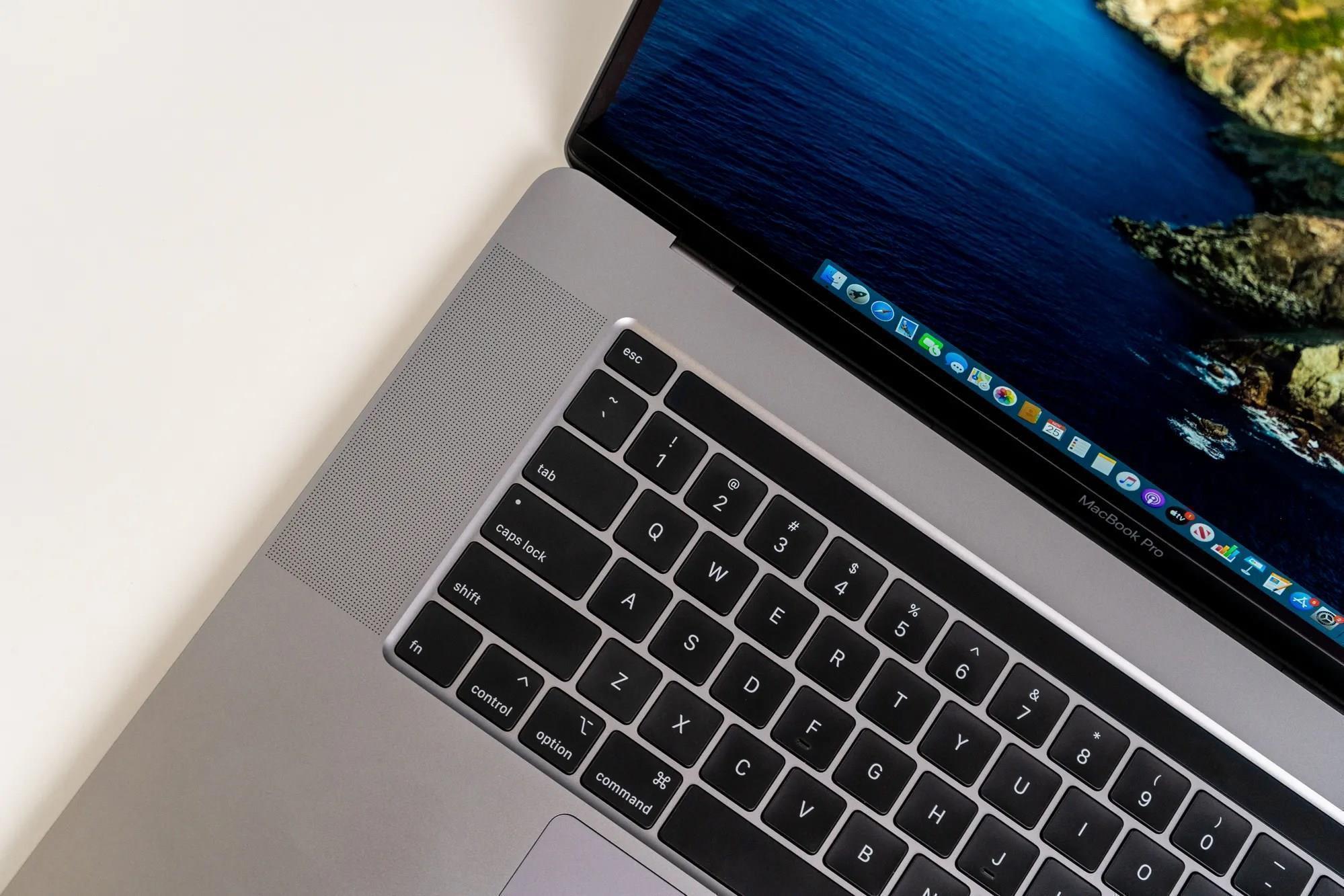 Macbook Pro 13 2025 512 Купить