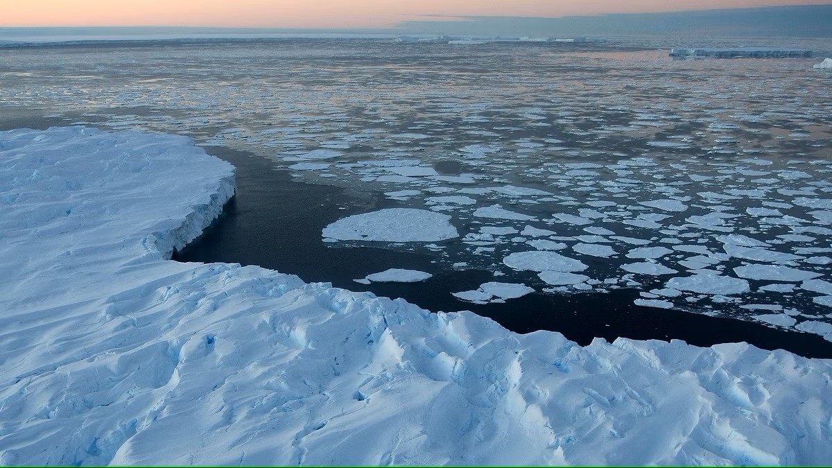 Antarktika, son 25 yılda buz kütlesinin yüzde 40’ını kaybetti