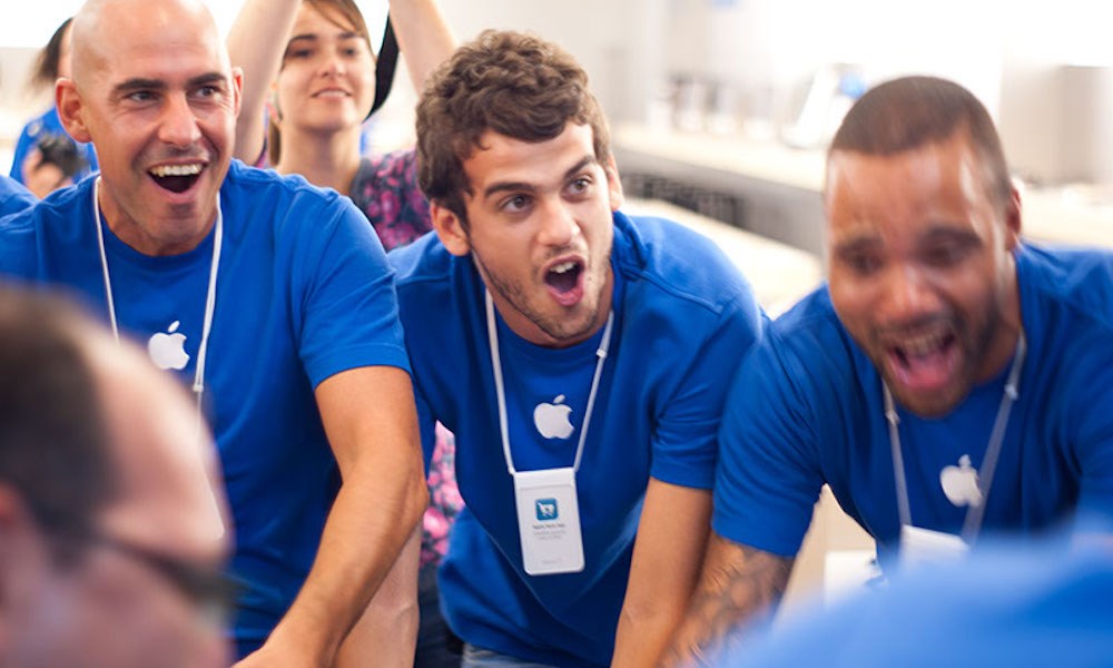 Apple rüşvet alan App Store çalışanlarını kovdu
