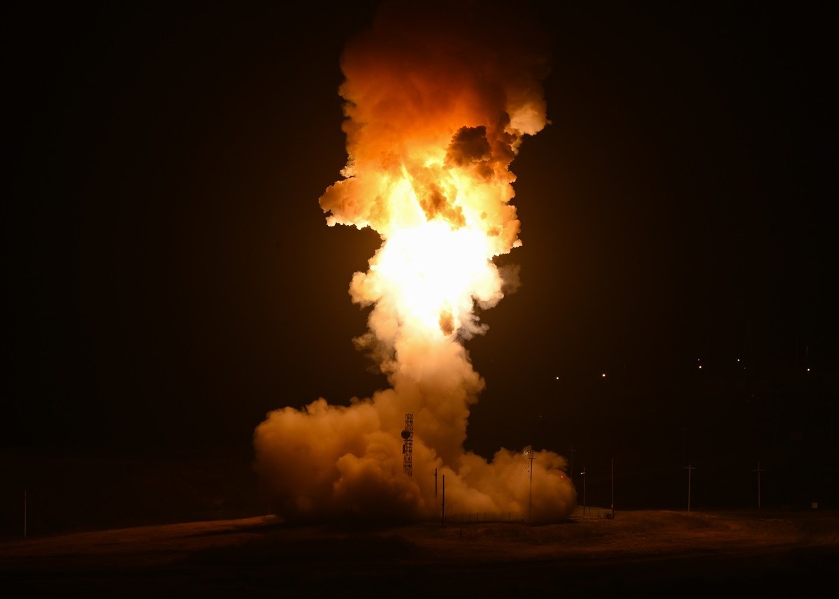 ABD, Minuteman 3 füzesini arıza nedeniyle havada patlattı