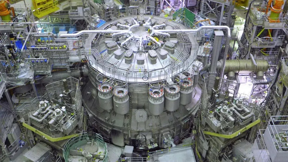 Japonya'nın yeni nükleer füzyon reaktörü çalışmaya başladı