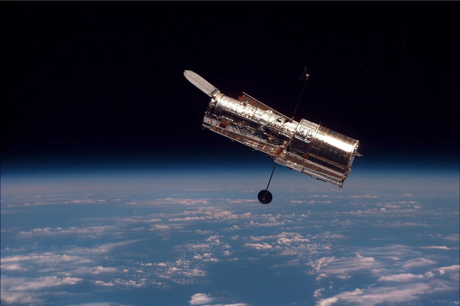 NASA, ikonik Hubble teleskobunun çalışmayı durdurduğunu açıkladı
