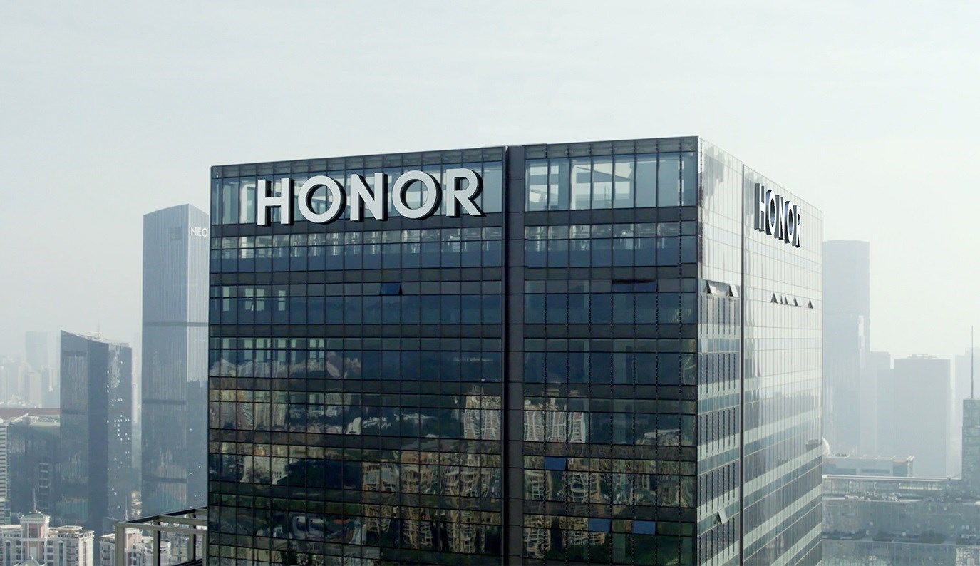 Honor 90 GT'nin ilk görüntüsü ortaya çıktı: 24 GB RAM ile geliyor