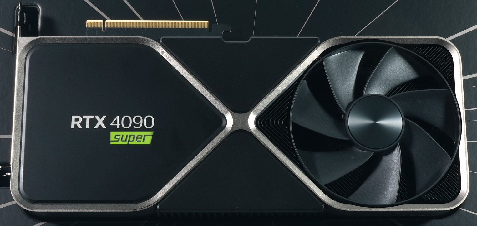 RTX 4090 SUPER ortaya çıktı: Tek rakibi yine kendisi