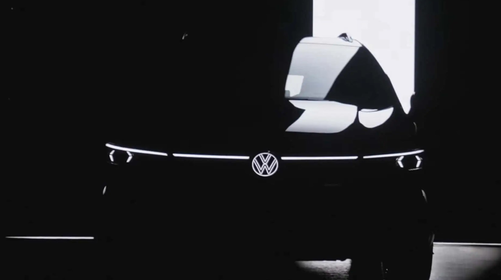 Yeni 2024 Volkswagen Golf'ün ipucu görseli paylaşıldı