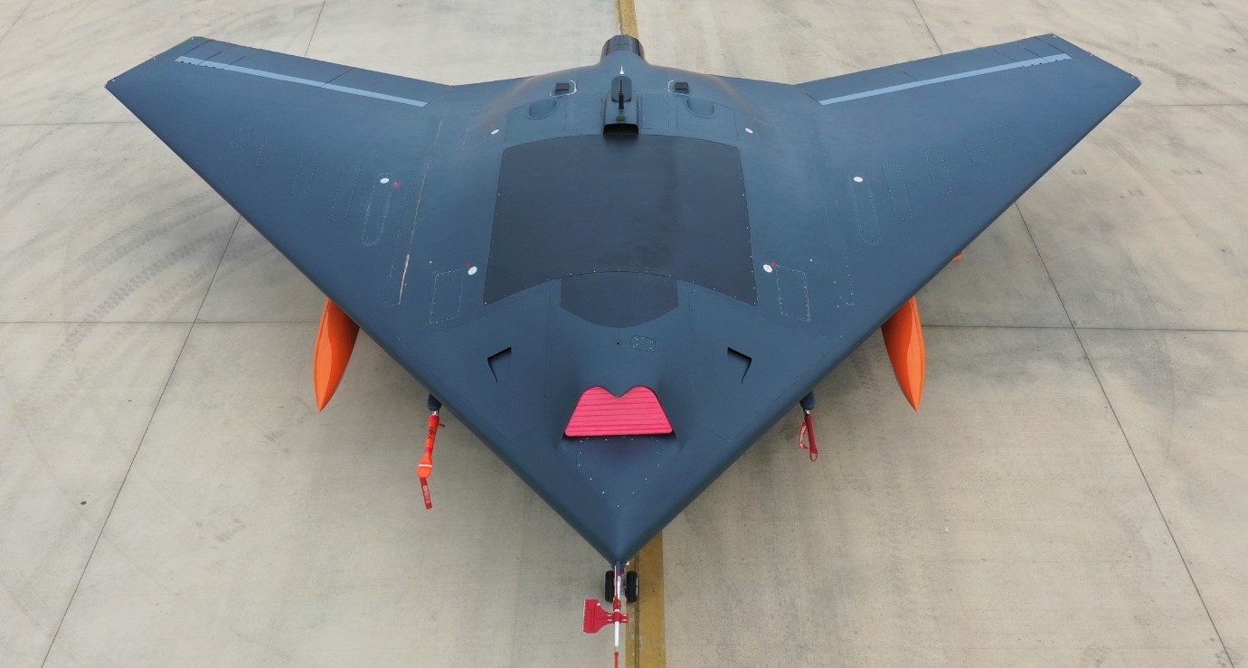 Yerli insansız savaş uçağı TUSAŞ ANKA 3 ilk uçuşunda görüntülendi