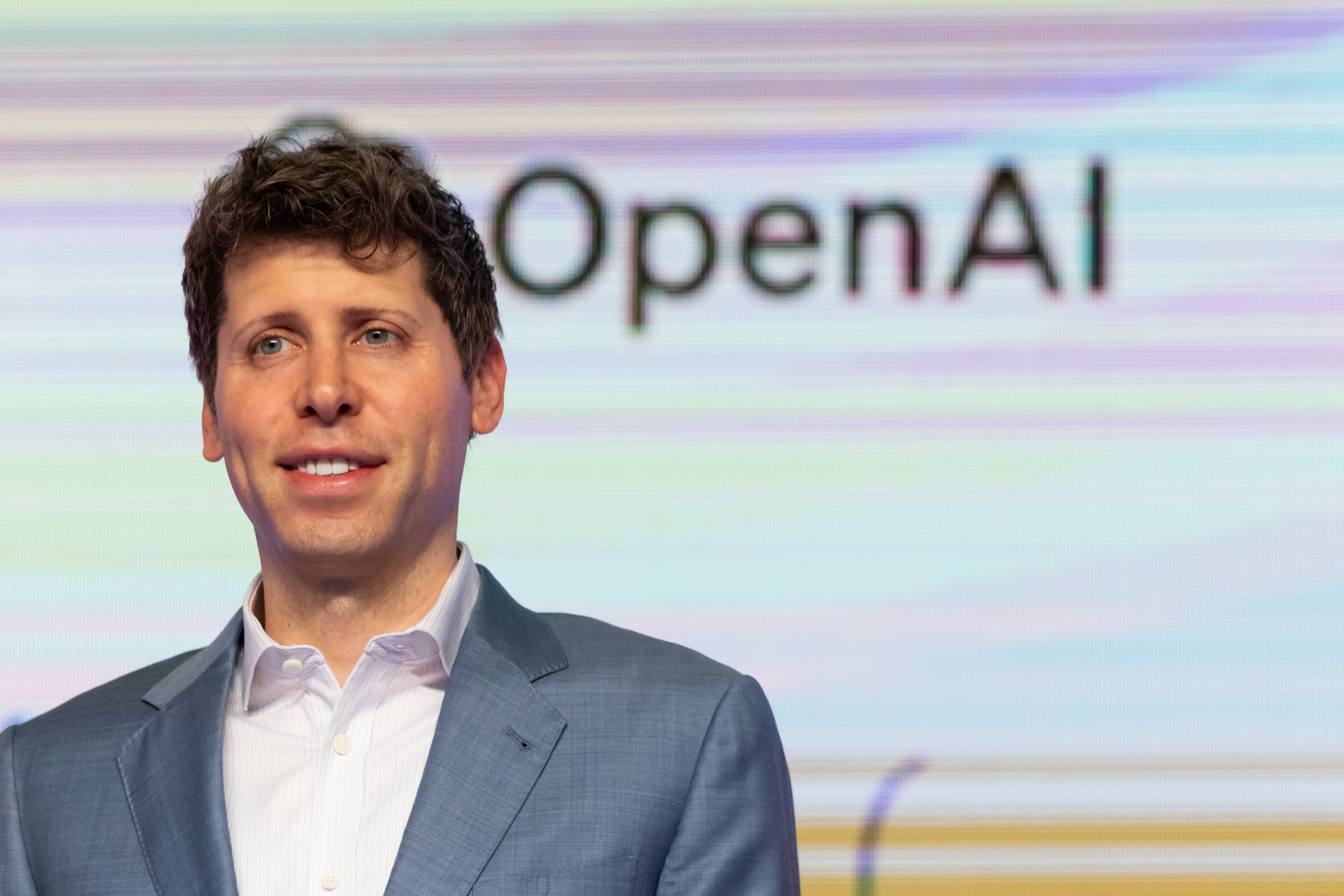 OpenAI ChatGPT 2023 yıllık gelir 1.6 milyar dolar