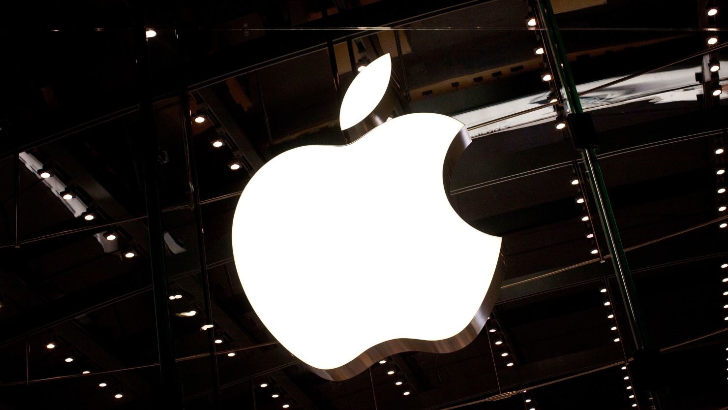 Apple, 12 yıllık geleneği bozdu