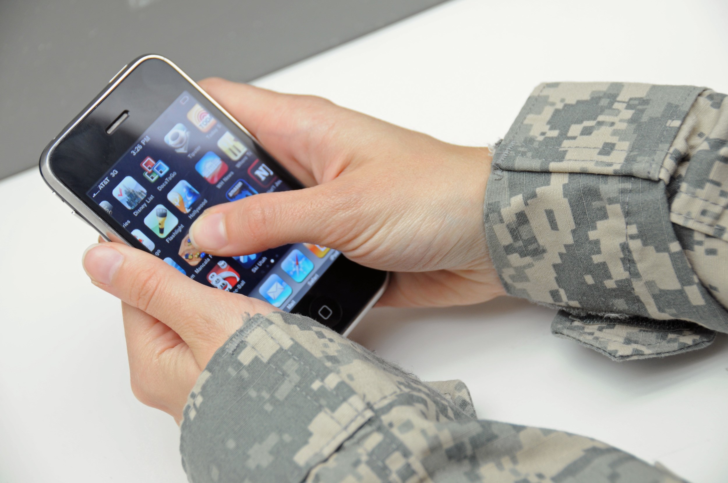 Milli Savunma Bakanlığı akıllı telefon kullanımını yasakladı