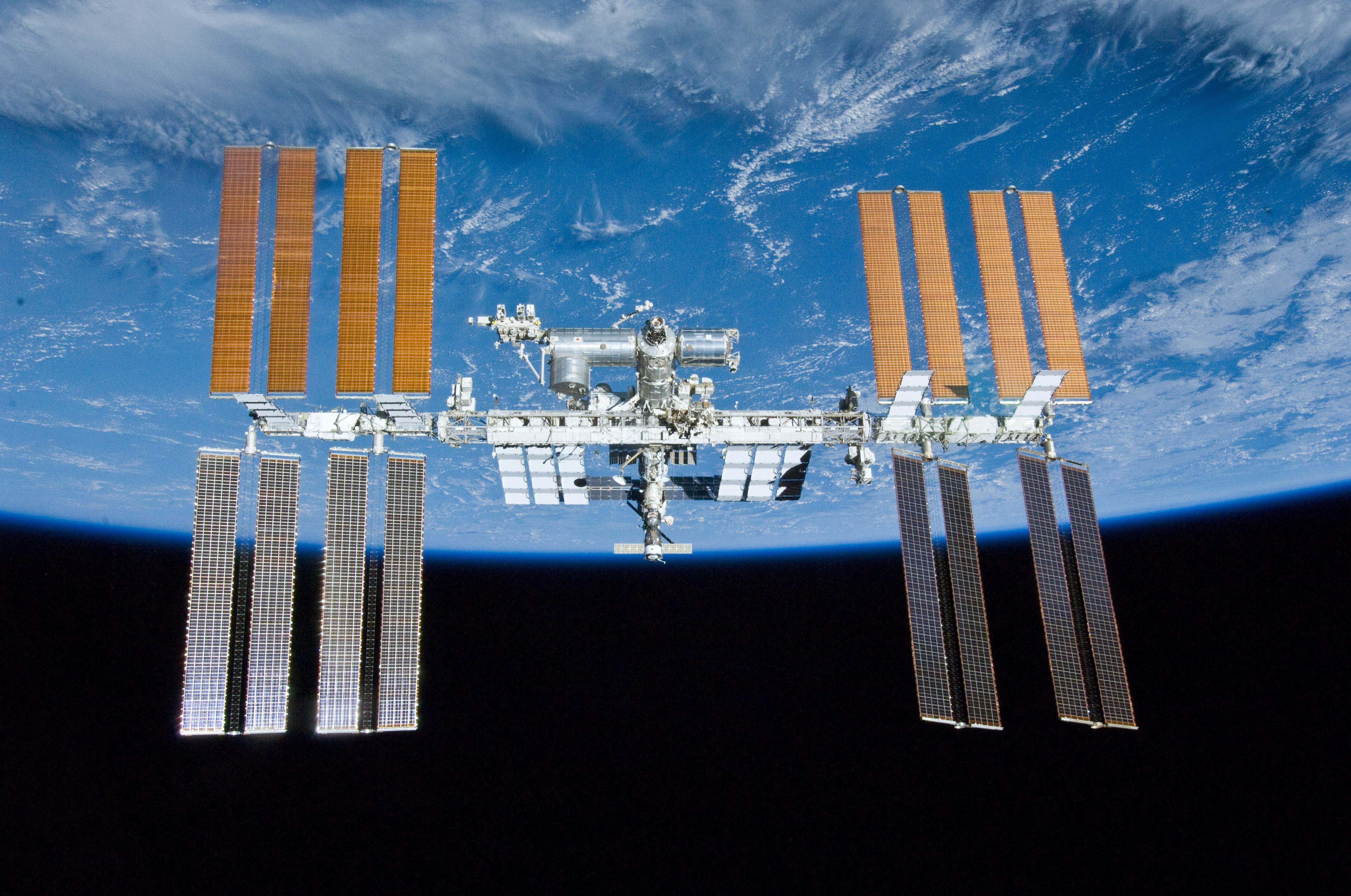 Uzaya giden bir astronot geri dönmeyeceğini söylerse ne olur?