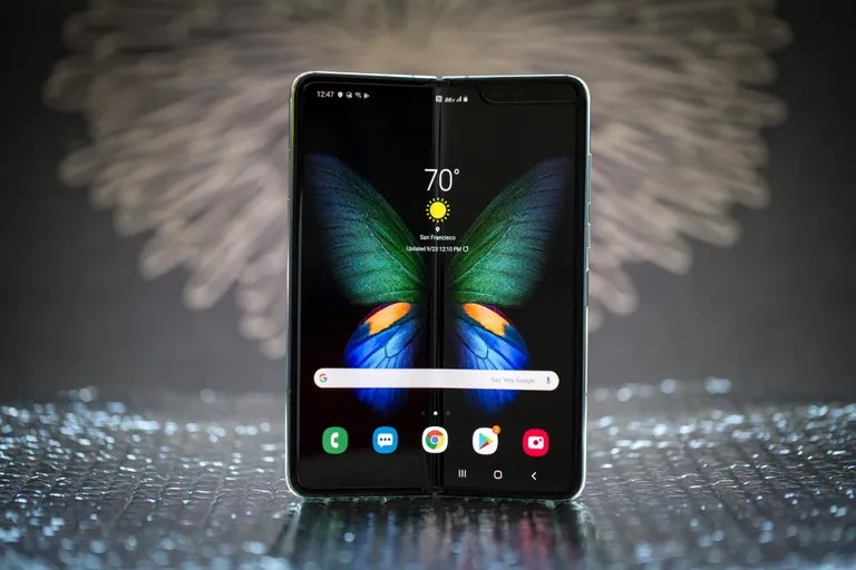 Samsung, ucuz katlanabilir telefonlar için yeni teknik kullanacak