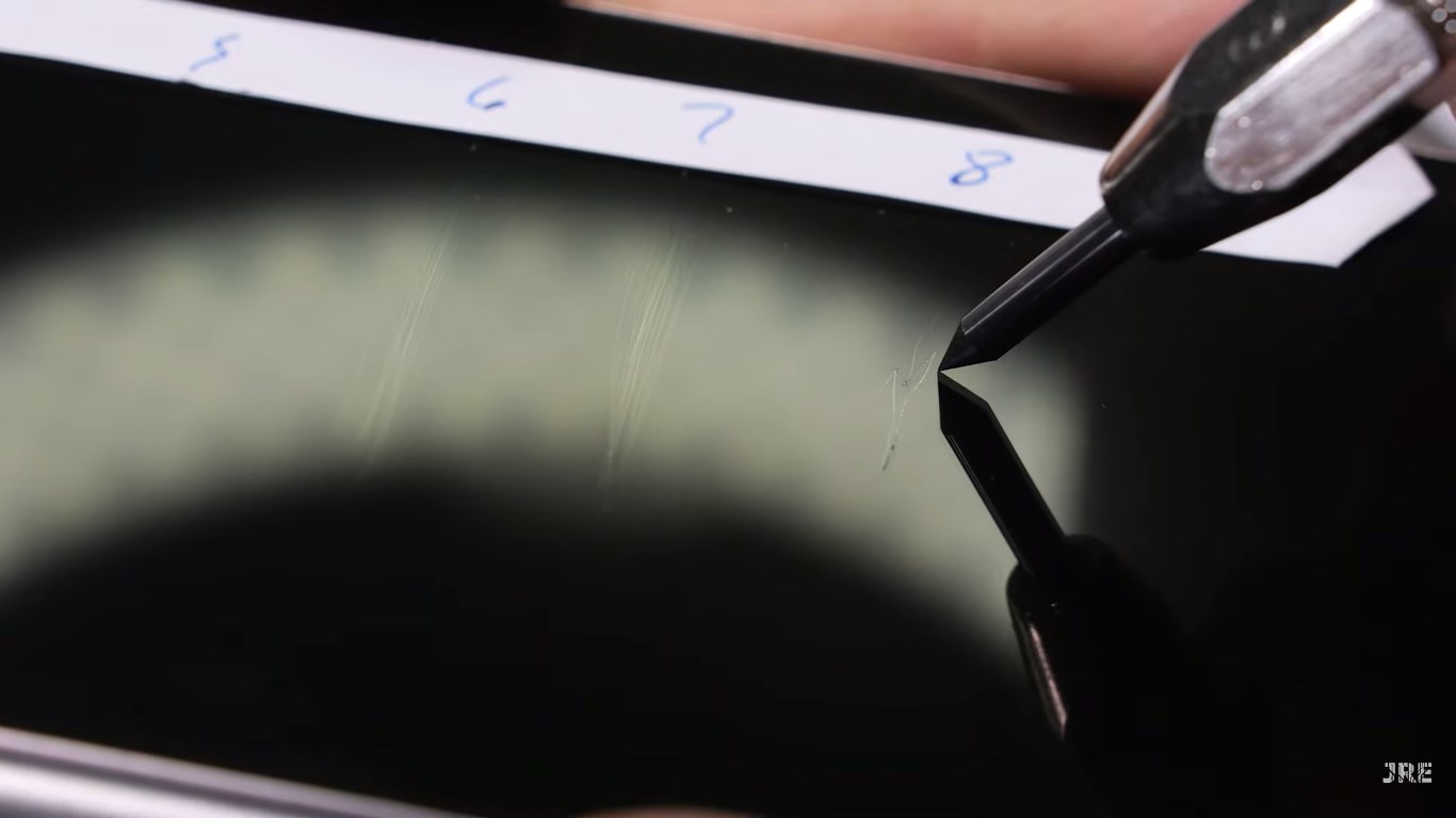 Samsung Galaxy S24 Ultra'nın ekranı çizilmeye dayanıklı çıktı