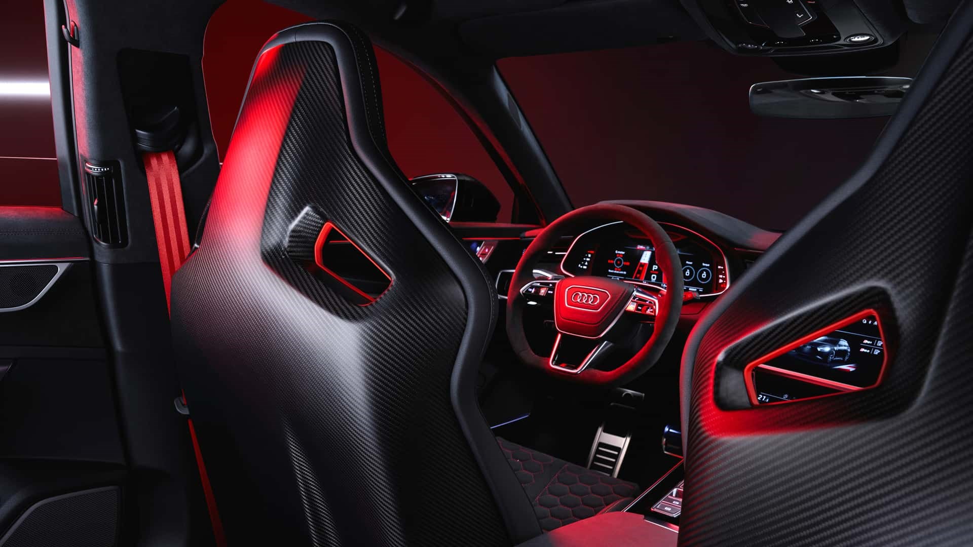 Audi'nin en hızlı station wagon'u RS6 Avant GT tanıtıldı