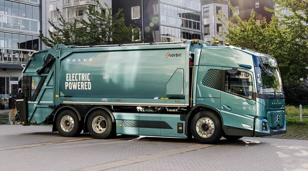 Volvo, yeni elektrikli kamyonunu tanıttı: Türkiye'de de satılacak