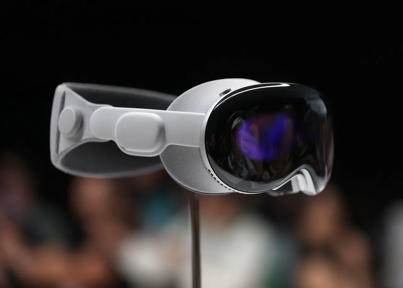 Apple Vision Pro’ya olan talep düştü: Yeni Vision Pro ise 2027'de