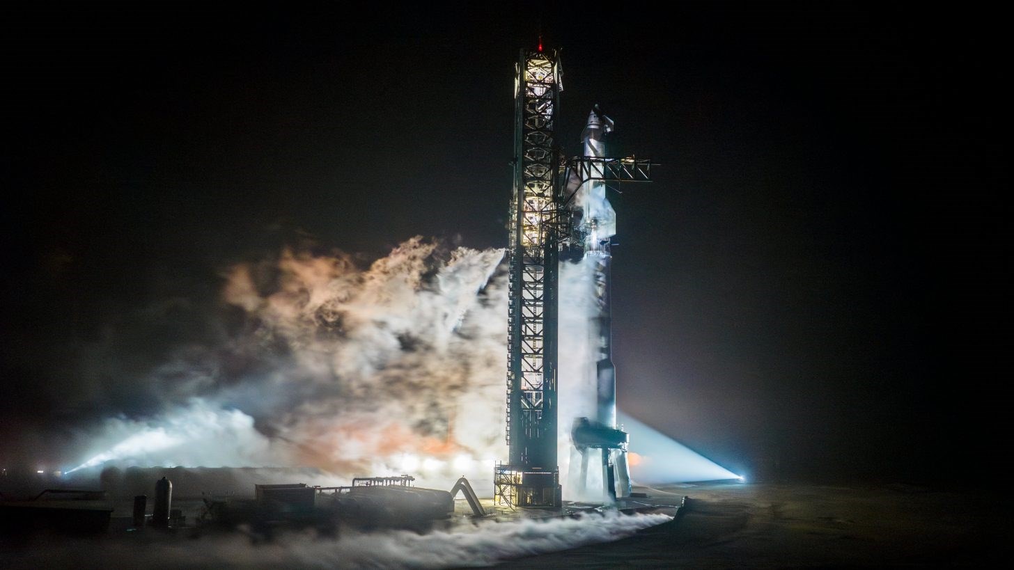 SpaceX, Starship roketinin üçüncü test uçuşu için tarihi açıkladı