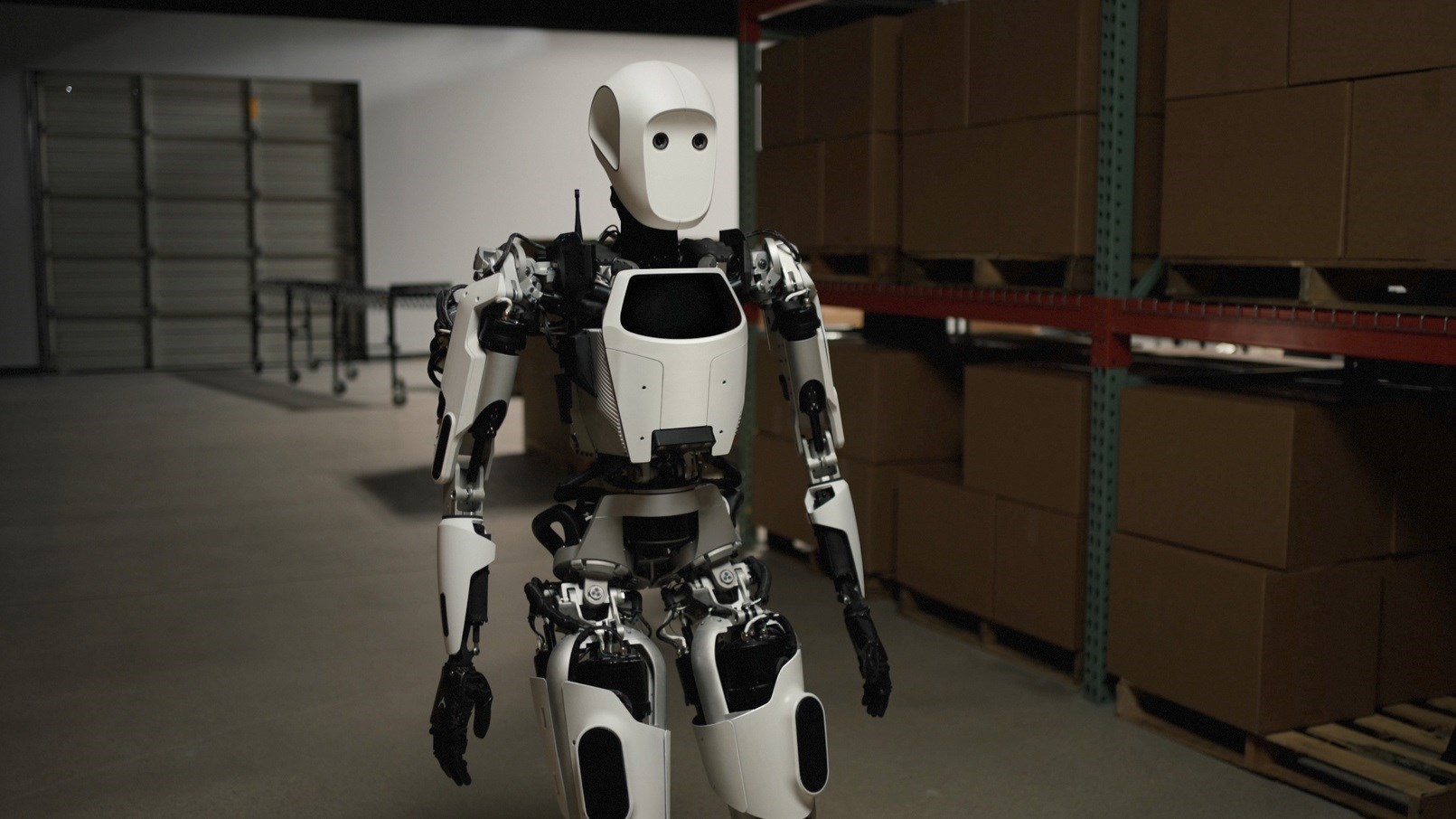 insansı robot mercedes apptronik apollo 