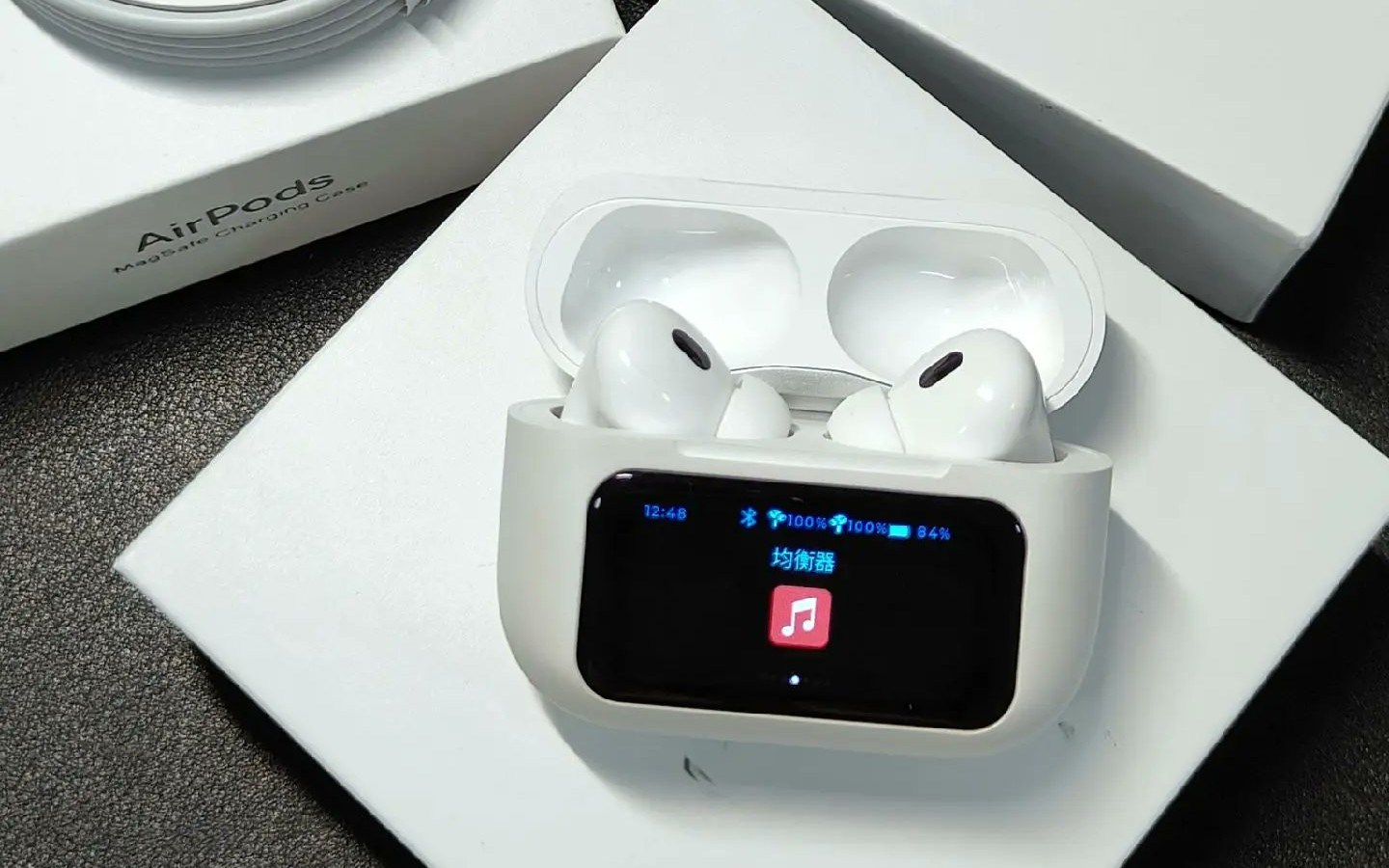 OLED ekranlı AirPods Pro çıktı: Ama Apple'ın haberi yok