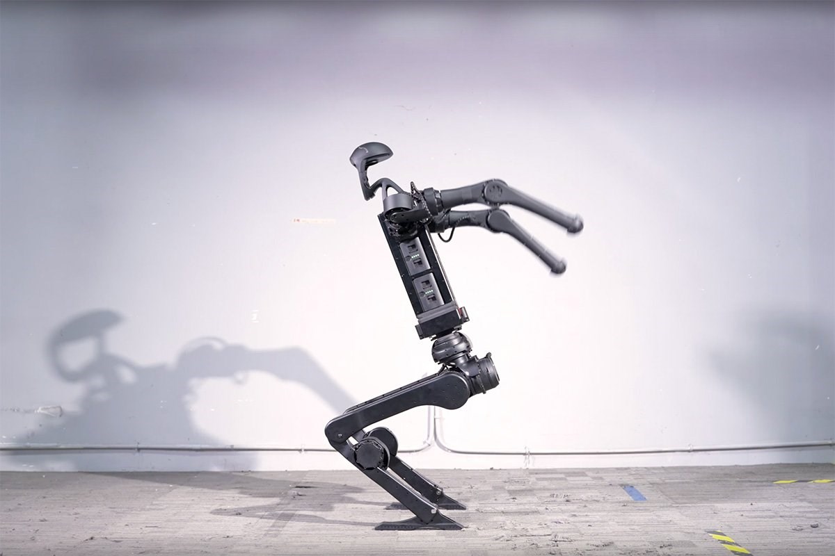 Unitree H1, hidroliksiz ters takla atan ilk insansı robot oldu
