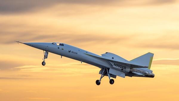 Boom XB-1 ilk uçuşunu yaparak süpersonik uçuşlara göz kırptı