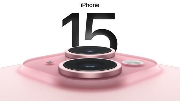 Apple, kullanıcıları iPhone 15'e geçmeye ikna etmek için web sitesi açtı
