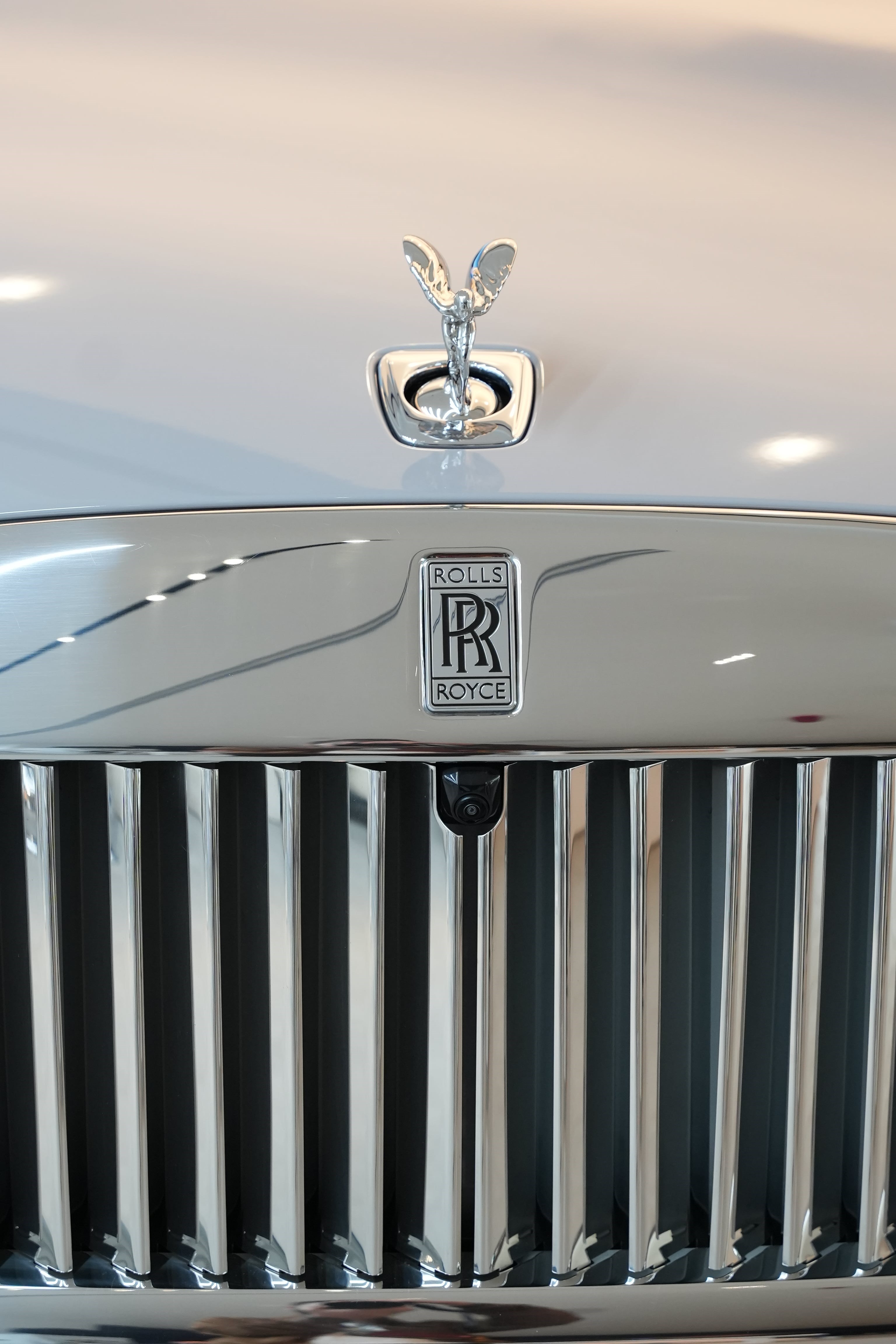 En pahalı elektrikli otomobil Rolls-Royce Spectre Türkiye'de