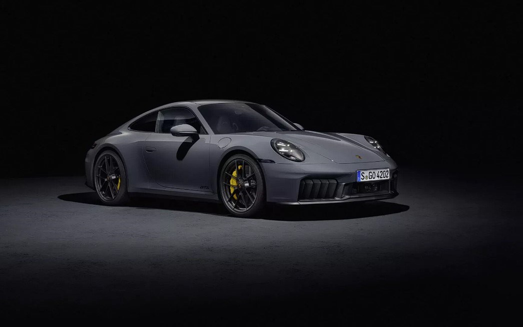 Hibrit motorlu ilk Porsche 911, 532 beygir güçle geldi