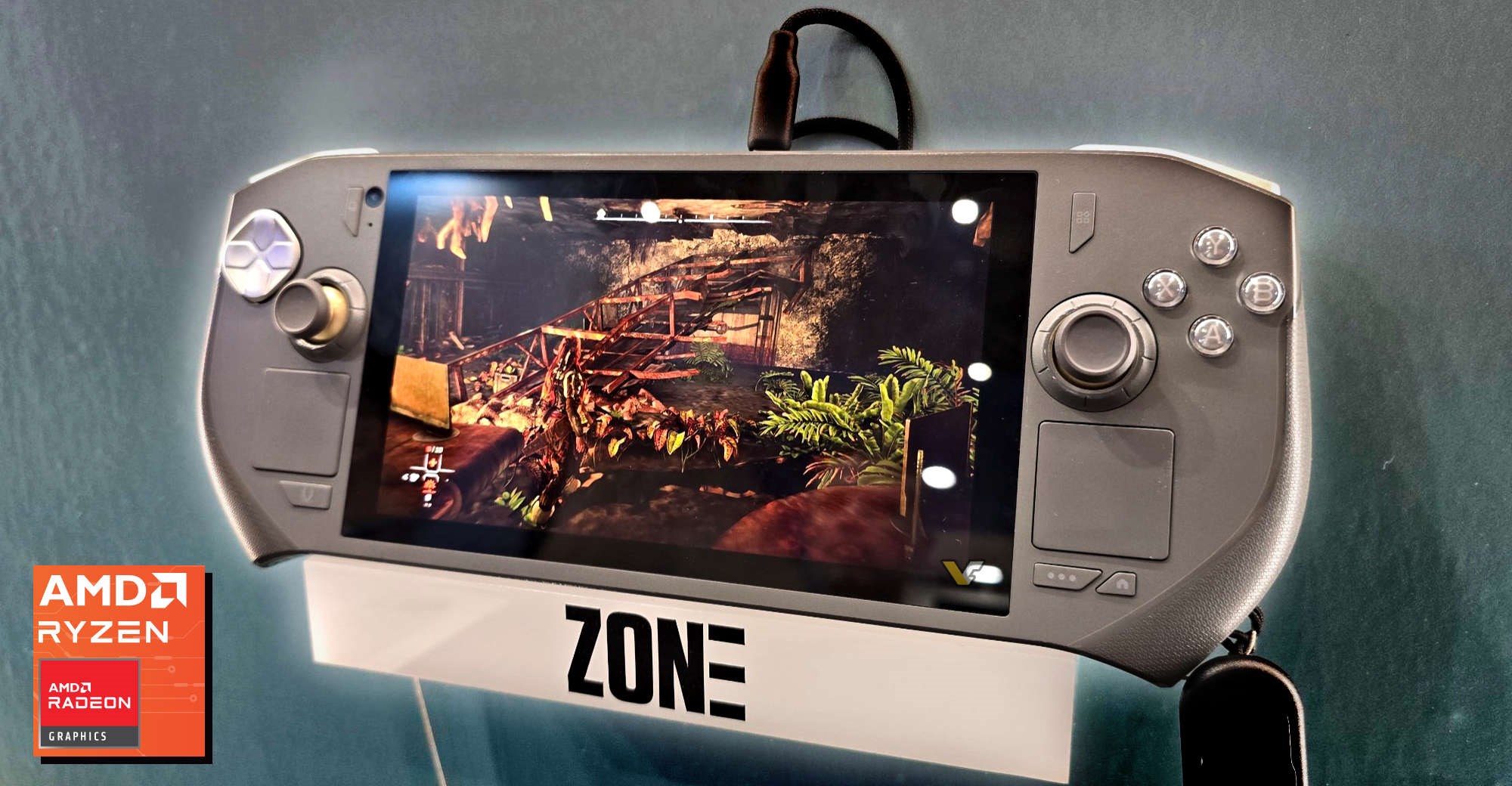 Ryzen 7 işlemcili ve OLED ekranlı el konsolu Zotac Zone tanıtıldı