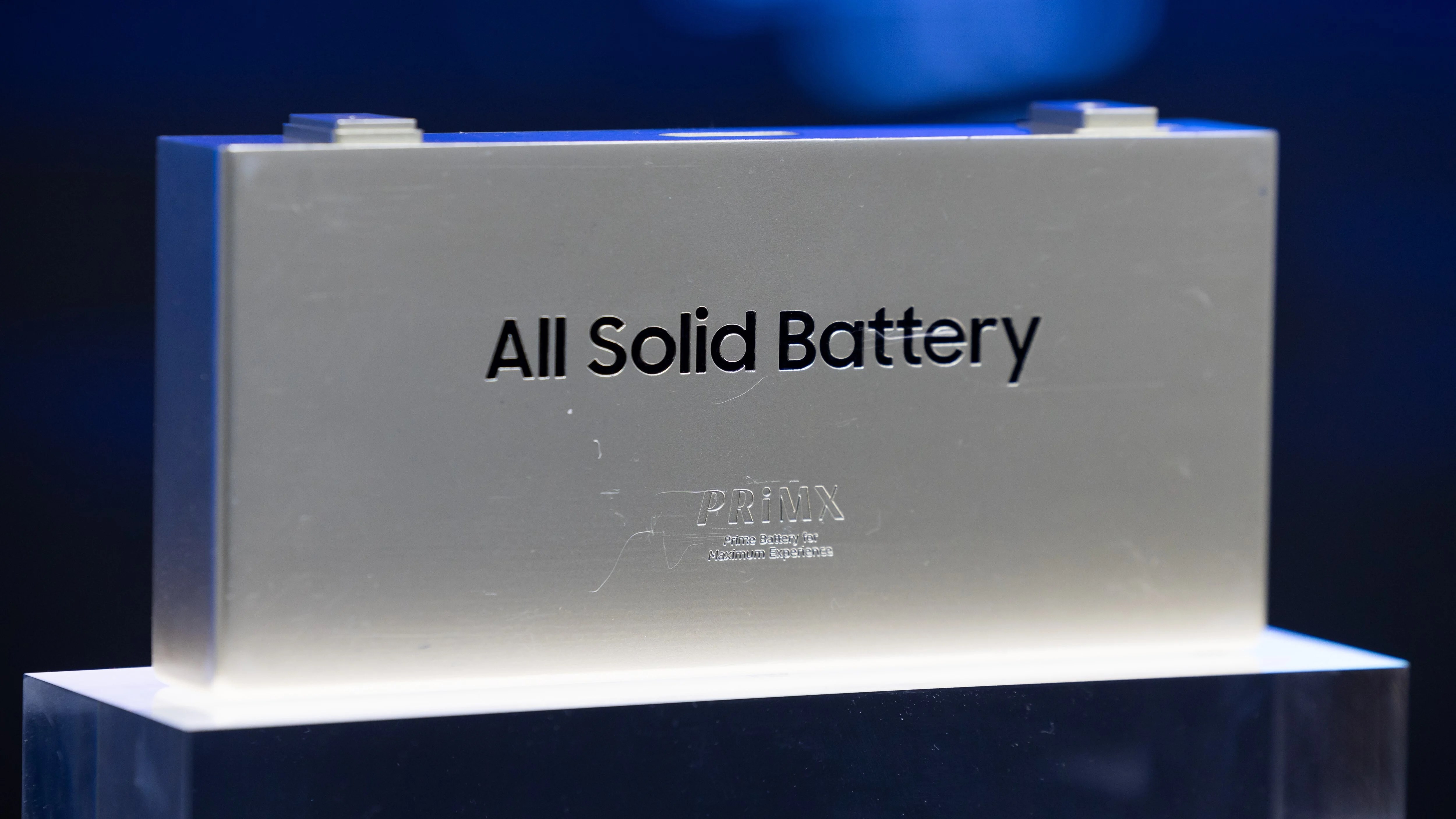 Samsung, 9 dakikada şarj olan 20 yıl ömürlü pil geliştiriyor