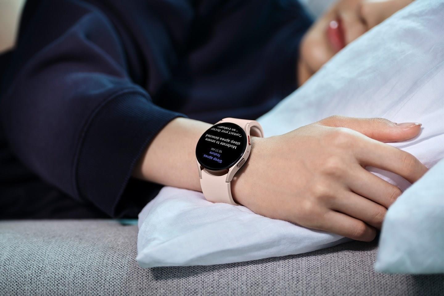 Galaxy Watch 7 uyku apnesi tespiti ile uyku kalitesi artıyor