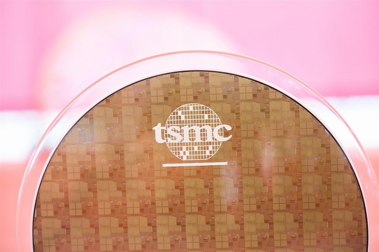 TSMC, sadece 3nm ve 5nm çip değil, aynı zamanda para da basıyor