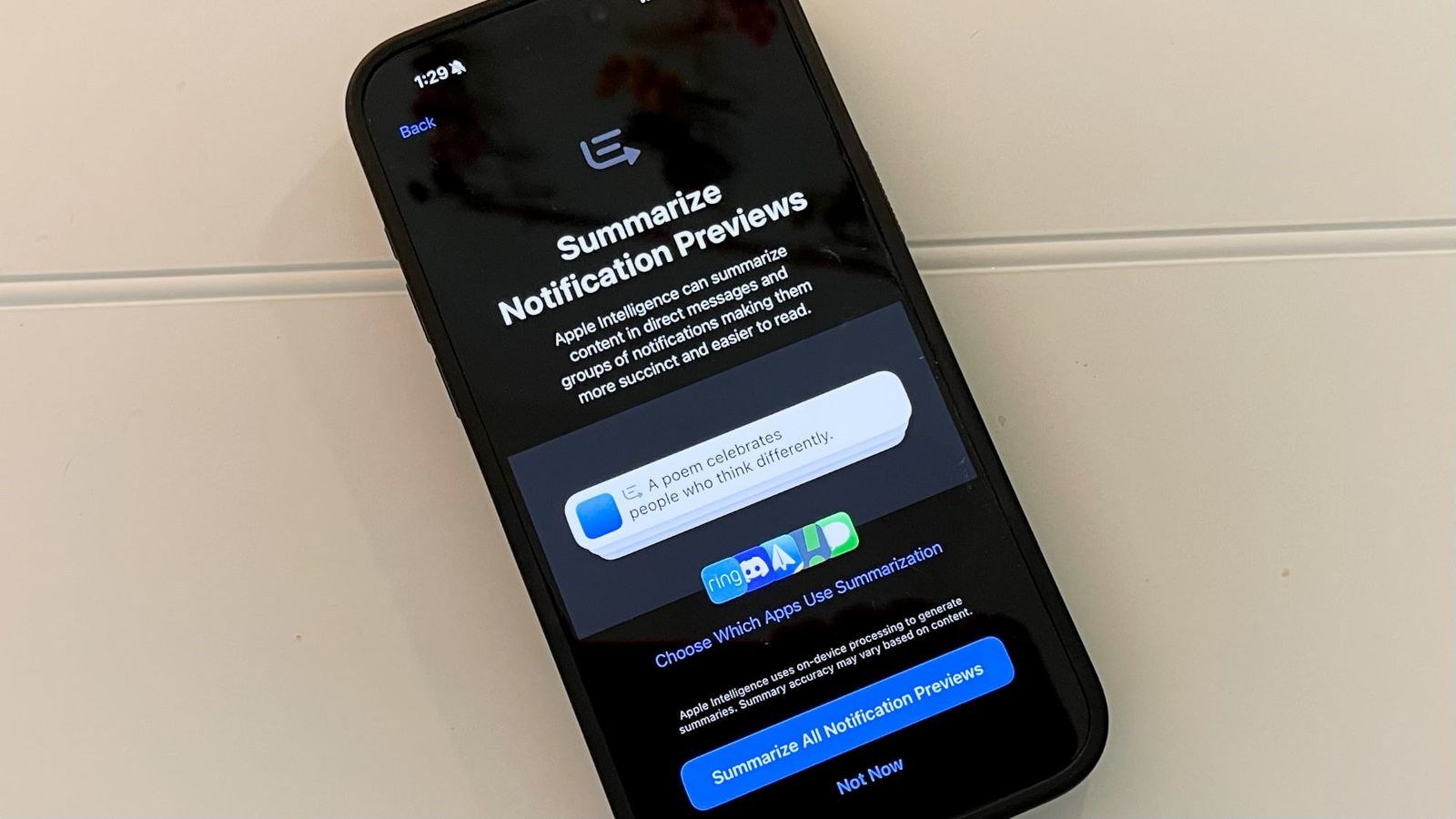 iOS 18 bildirim özetleri Apple Intelligence