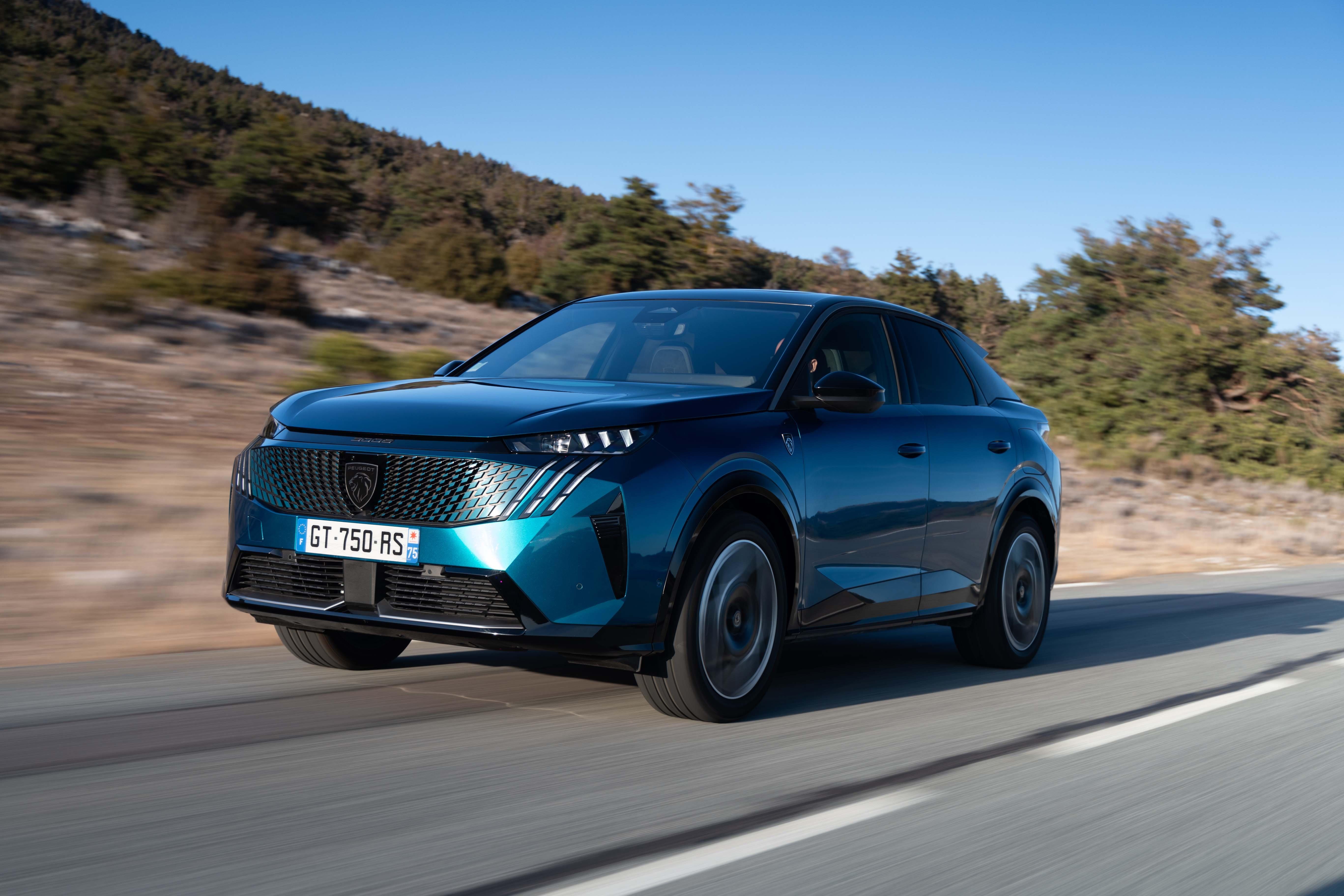 Yeni Peugeot 3008 ve E-3008 için Türkiye fiyatları açıklandı