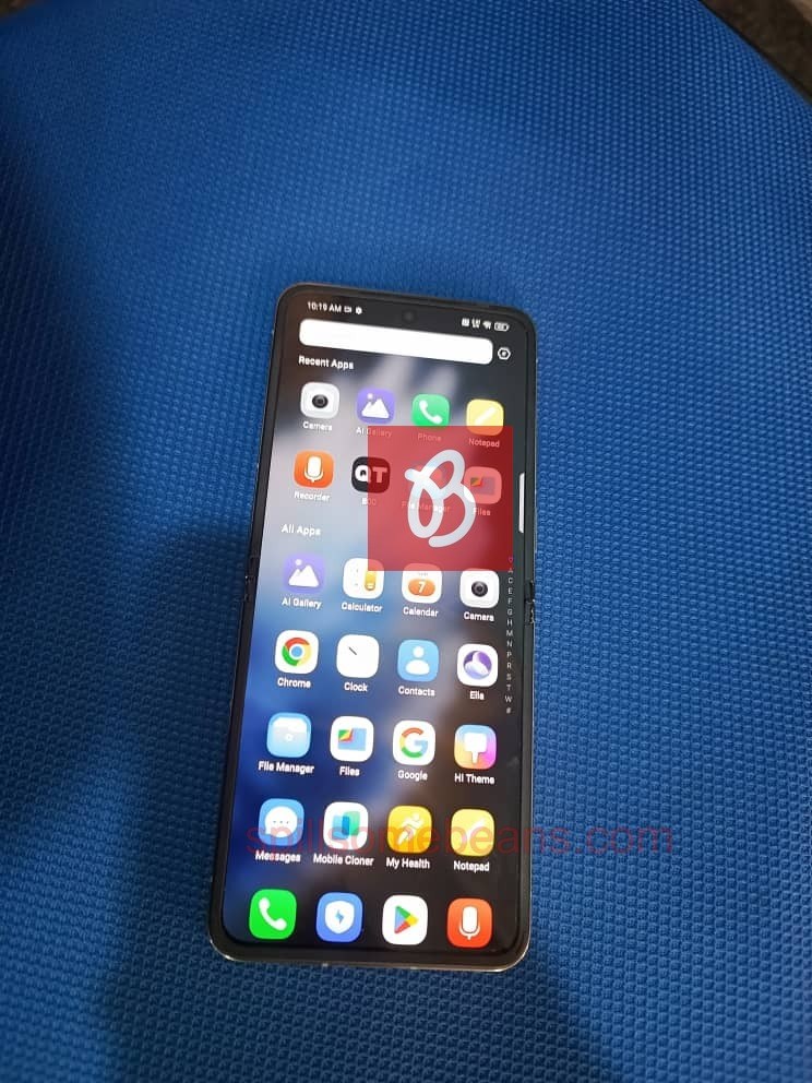 Tecno Phantom V Fold 2 ve V Flip 2'nin görüntüleri ortaya çıktı