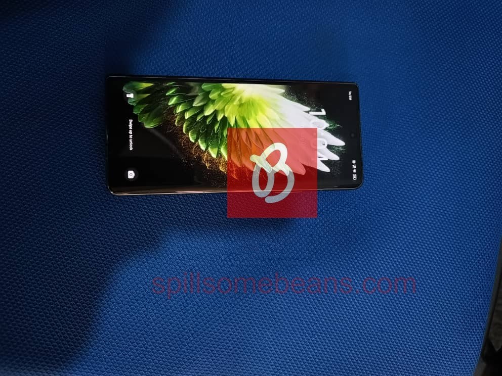 Tecno Phantom V Fold 2 ve V Flip 2'nin görüntüleri ortaya çıktı