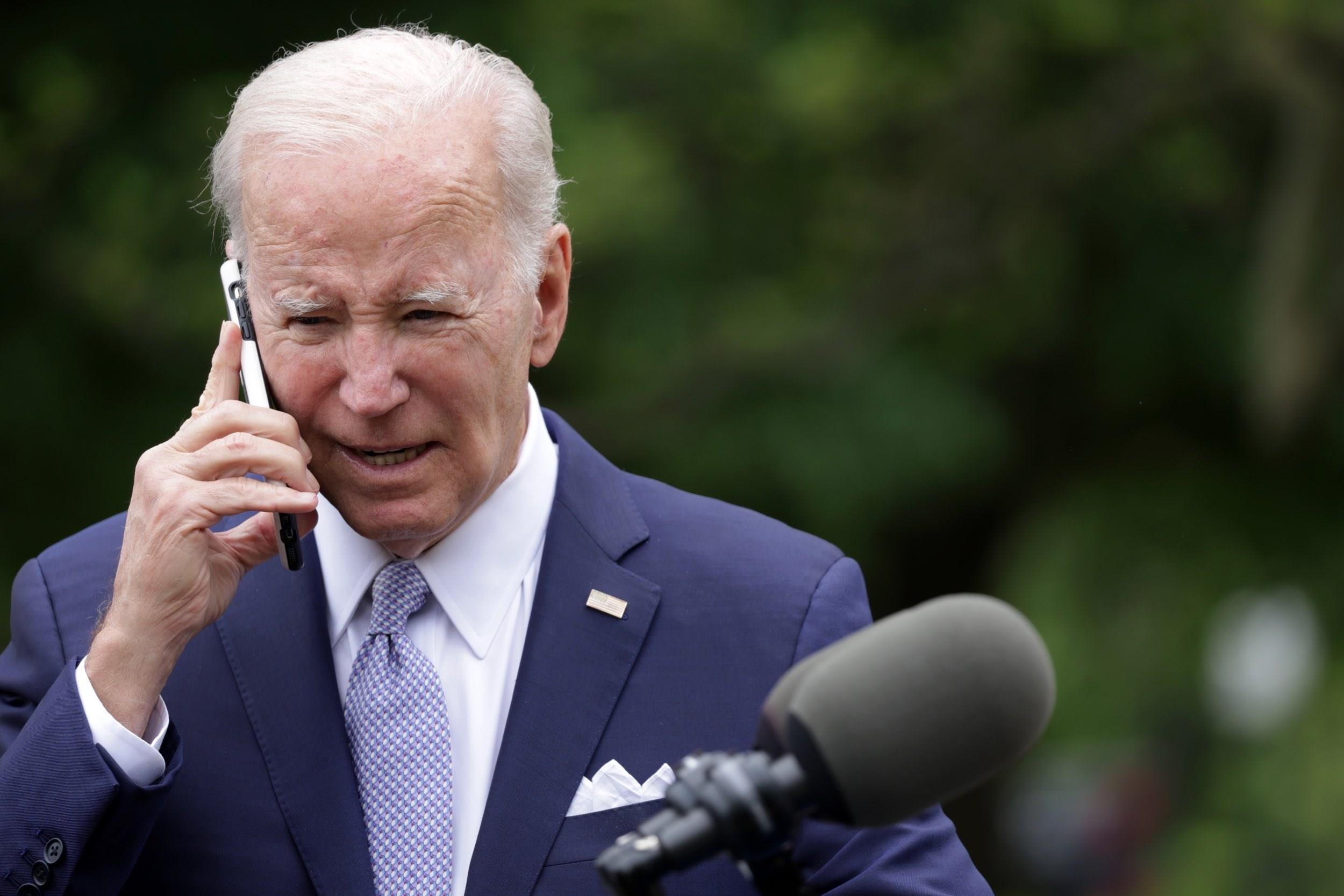 Biden'ın sahte sesiyle arama yapan kişiye 6 milyon $ ceza verildi