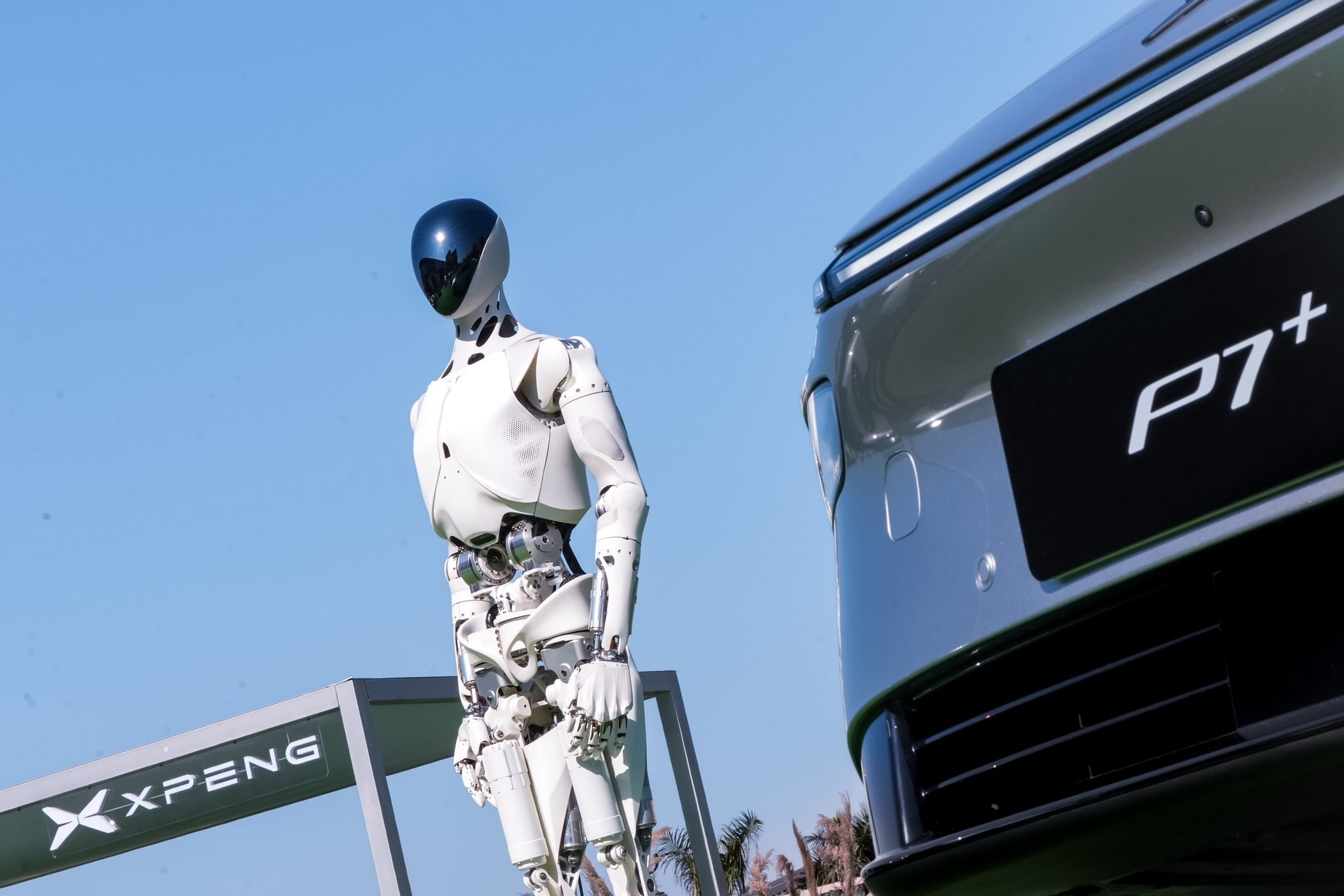 Tesla’nın insansı robotuna dev rakip: Xpeng Iron