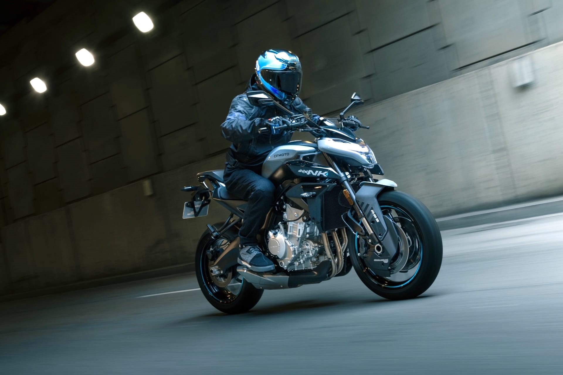 CFMoto, 1000cc’lik V4 motoruyla devler ligine adım atıyor