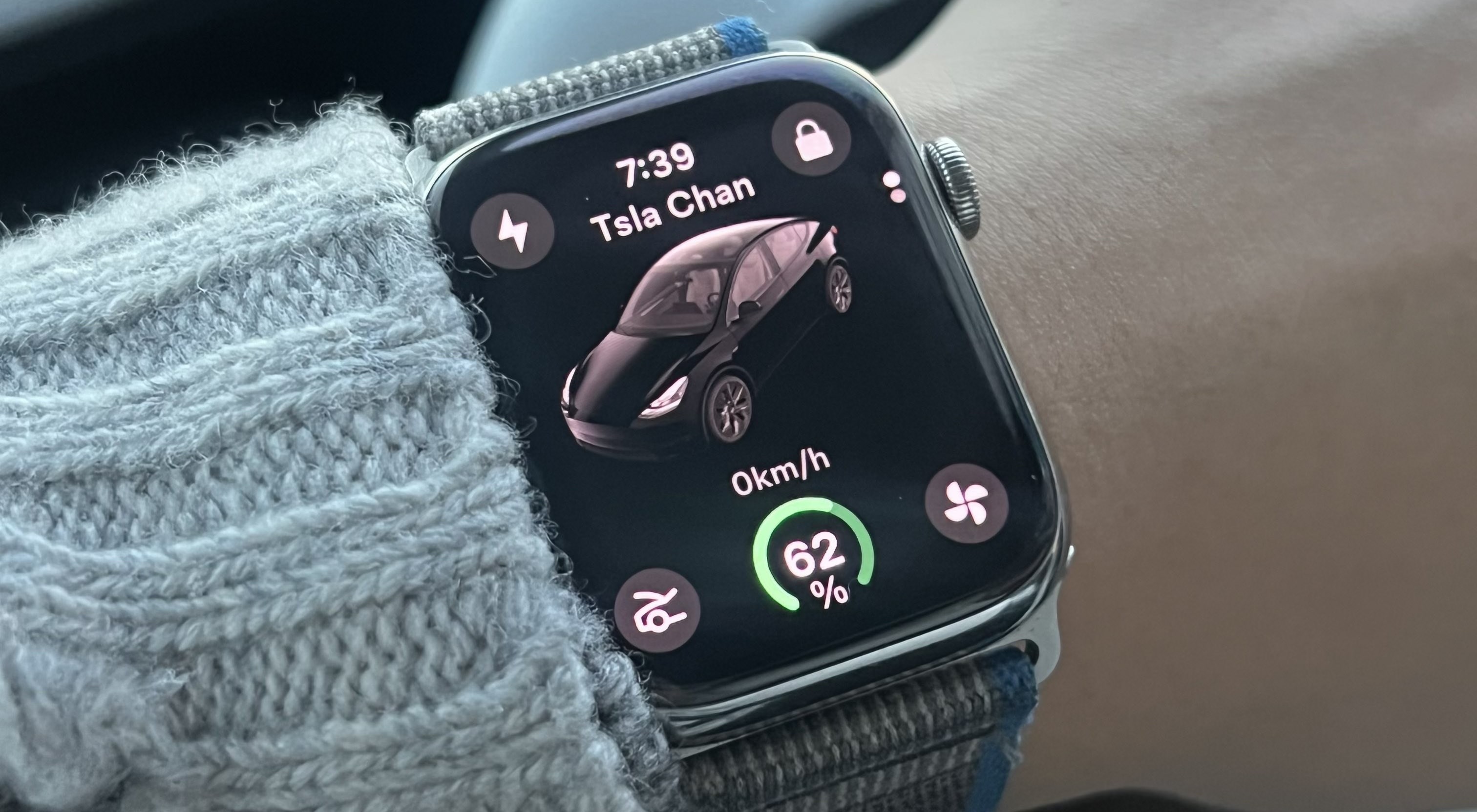Tesla, Apple Watch uygulamasını kullanıma sundu