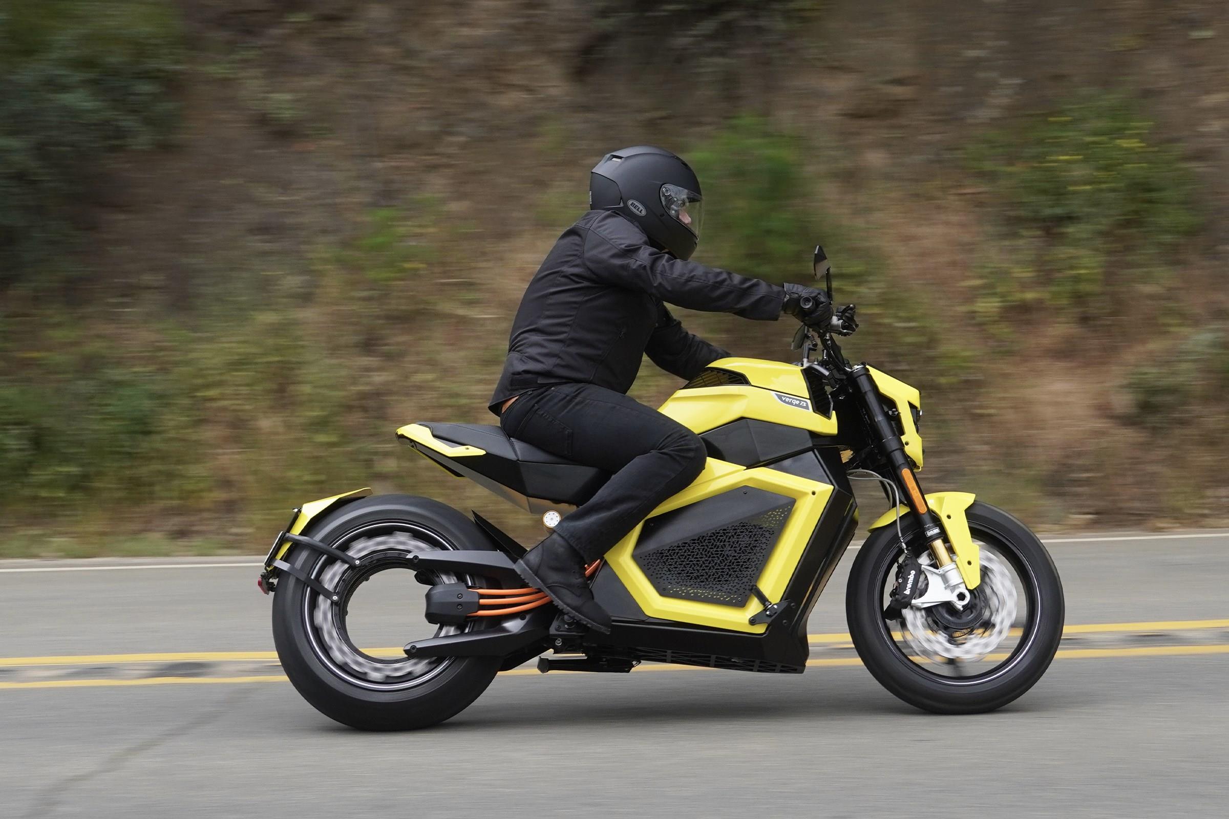 Motosikletler ve ticari araçlara da 20 servis şartı getirildi