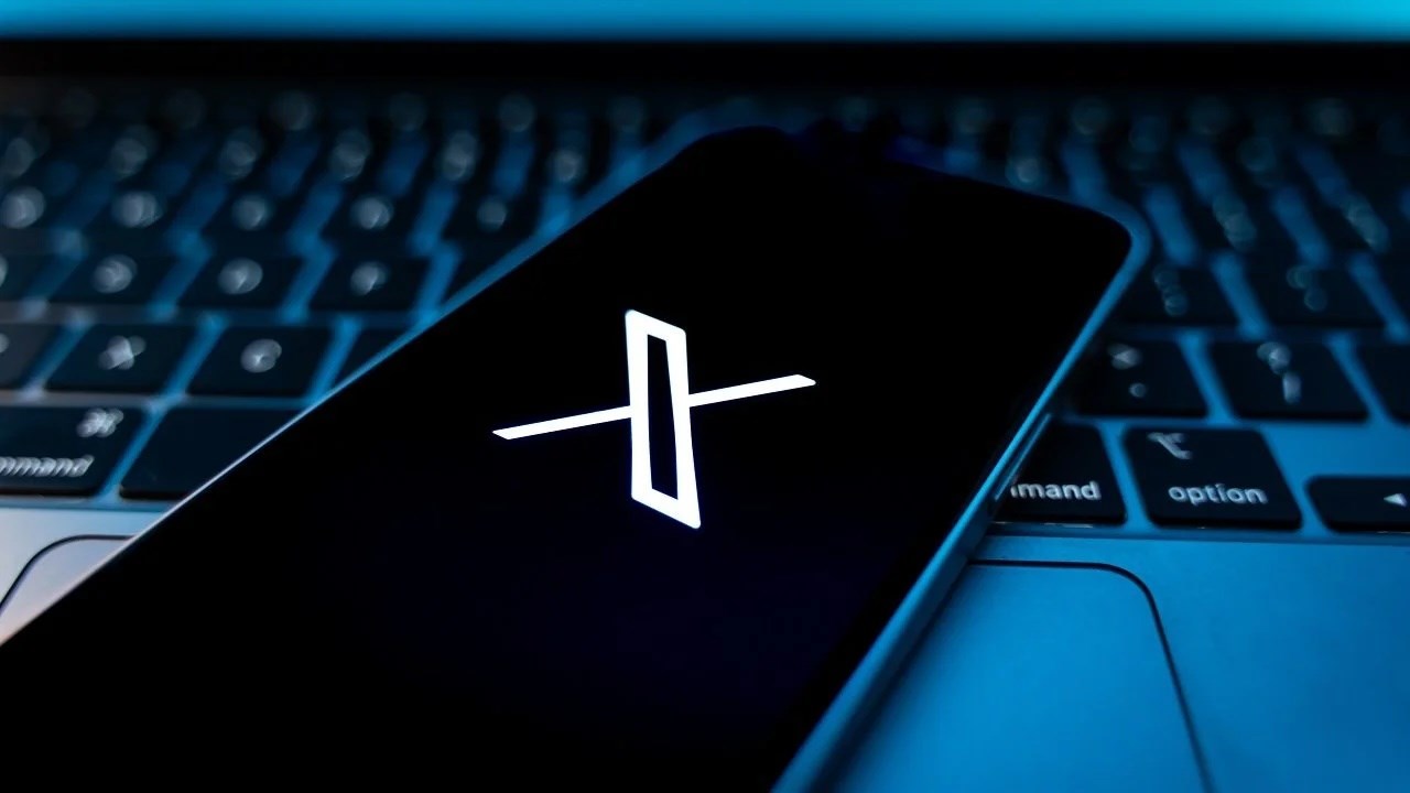 X, parodi hesapları etiketlemeye başladı