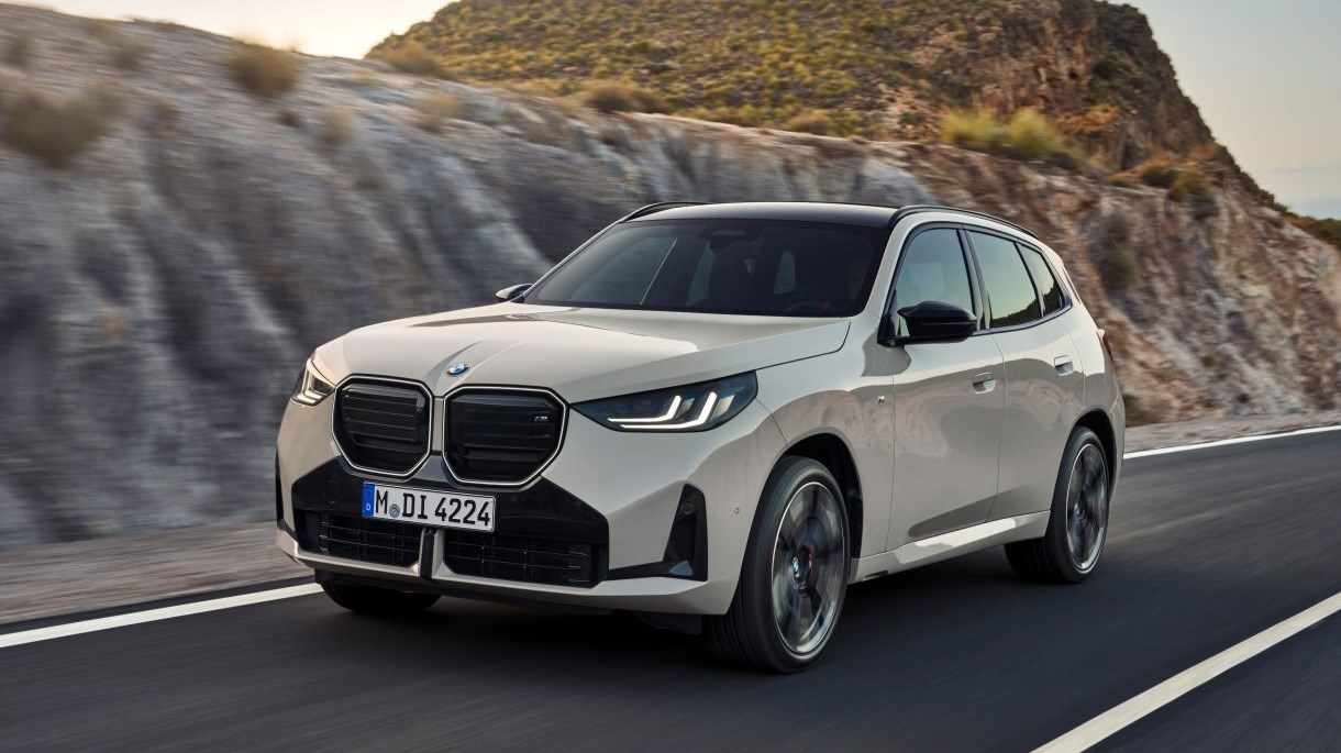 popüler otomobil markası BMW
