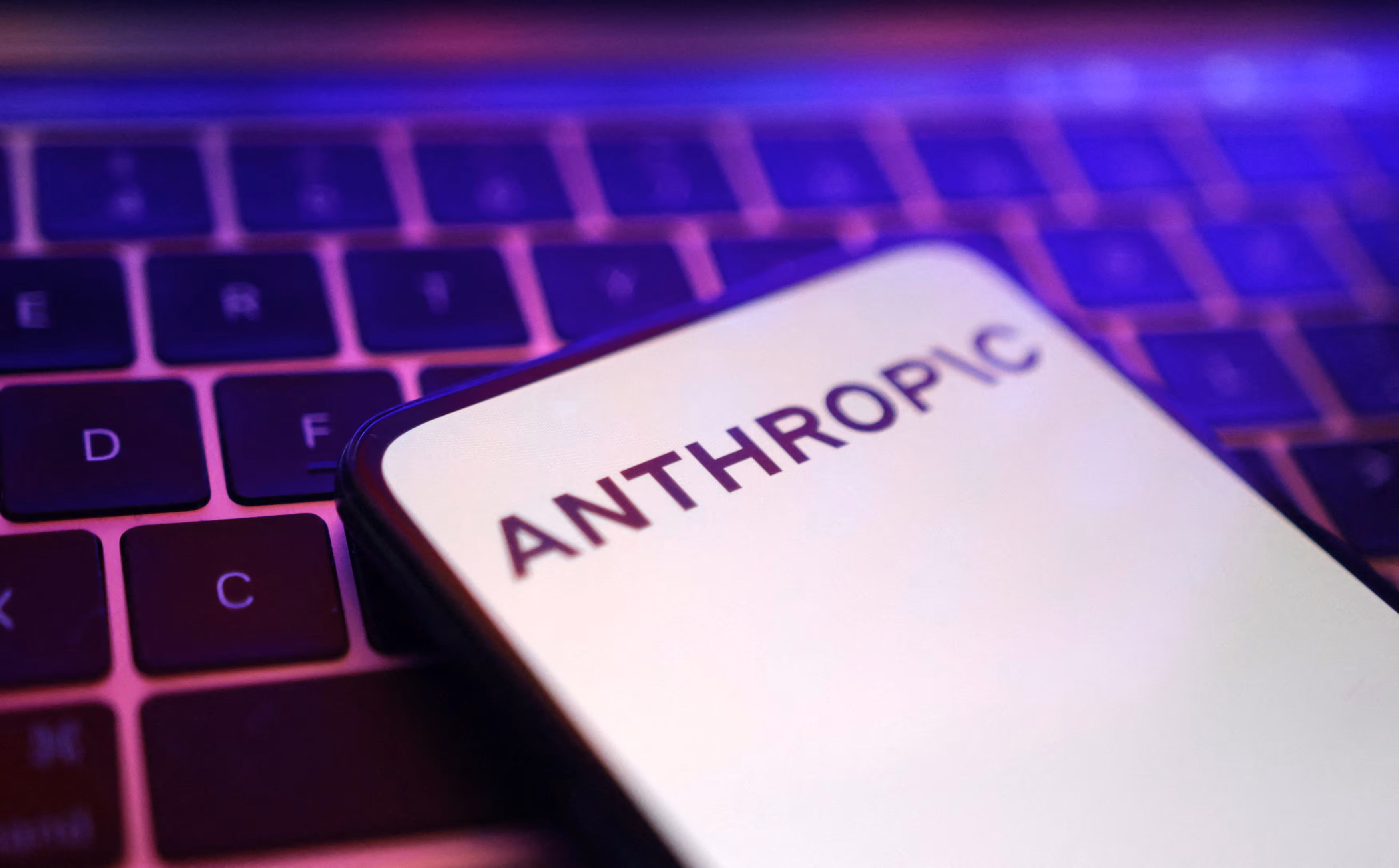 Google, Anthropic'e 1 milyar dolarlık yeni yatırım yapacak