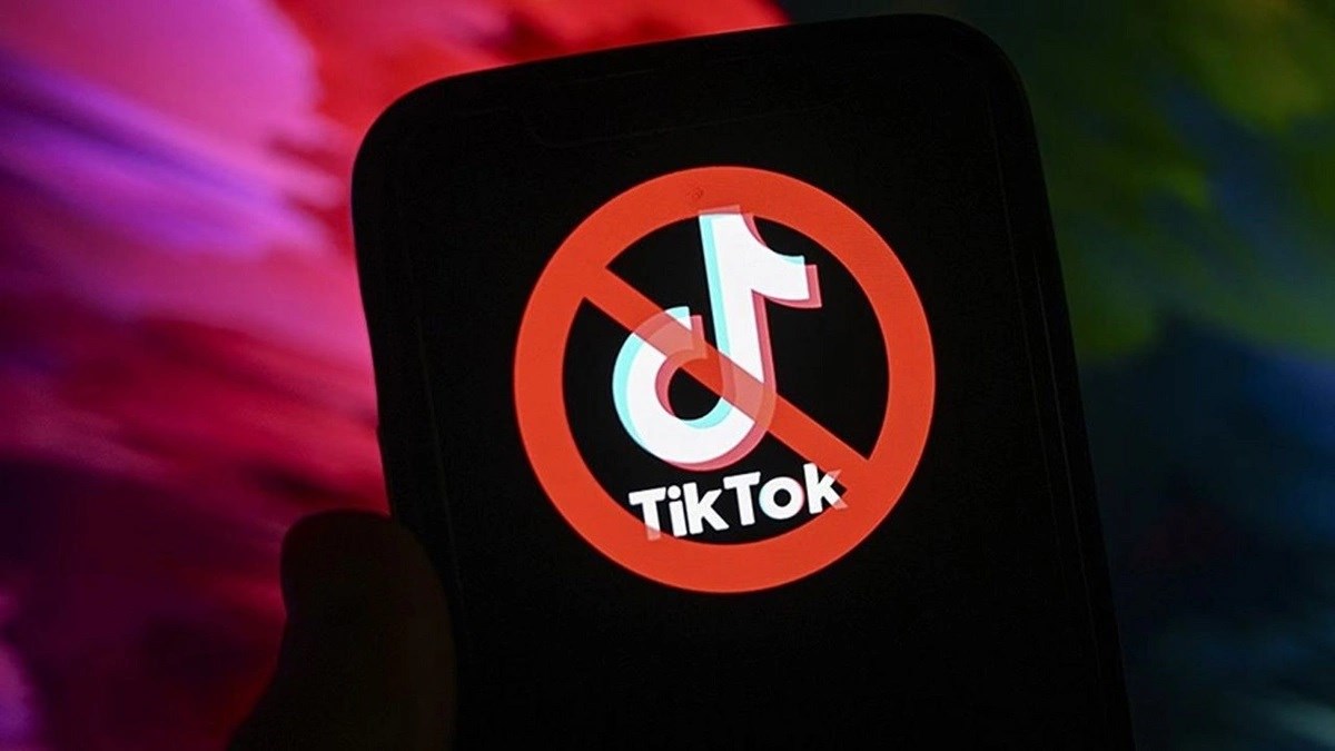 ABD'de TikTok yüklü iPhone'lar 'karaborsaya' düştü!