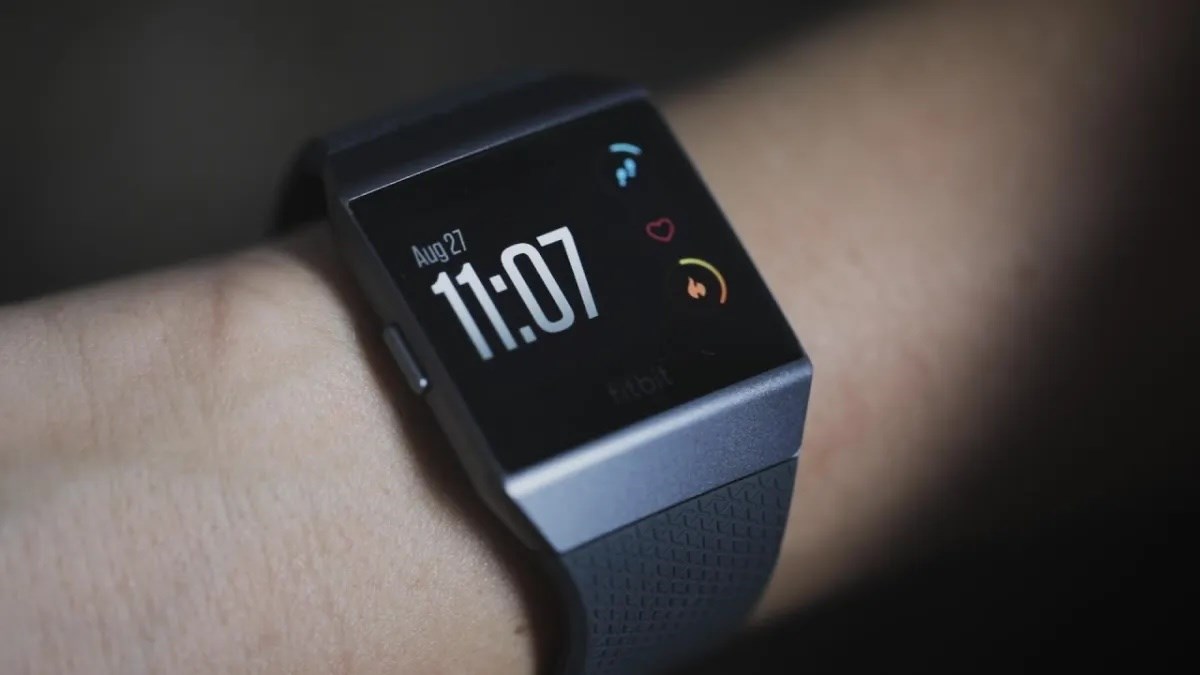 Fitbit bilekliklerde yanık tehlikesi: 12 milyon dolar ceza!