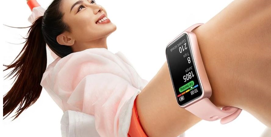 Huawei, Band 10 ve gizemli bir kulaklık için geri sayıma geçti