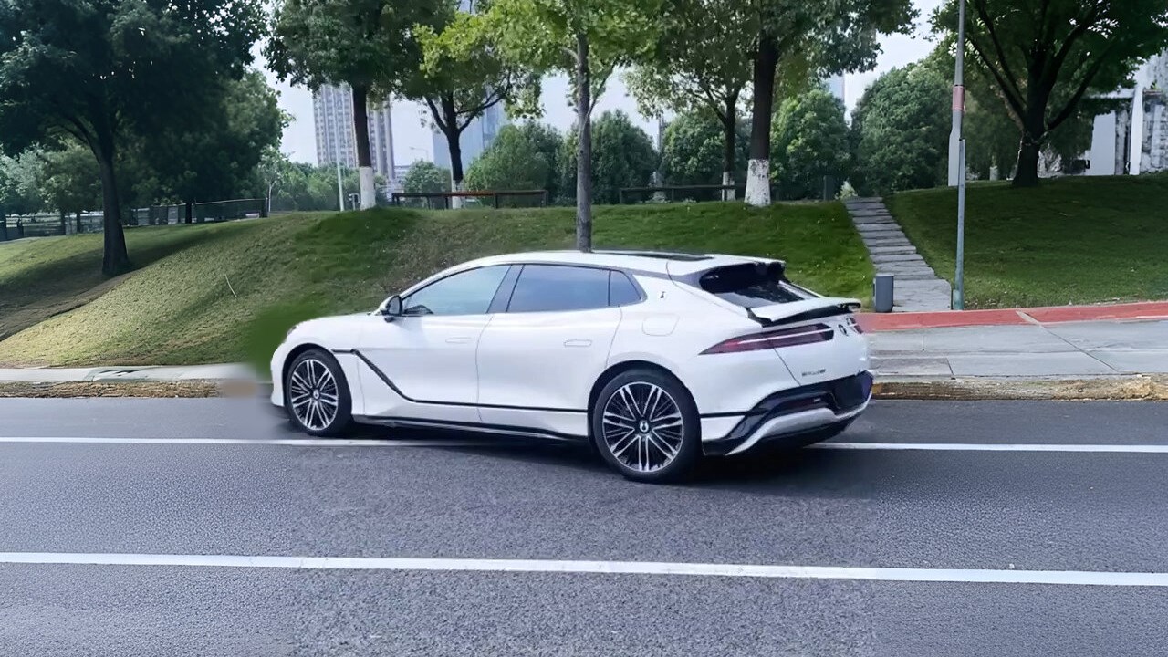 BYD, paralel parkı çocuk oyuncağına çeviriyor